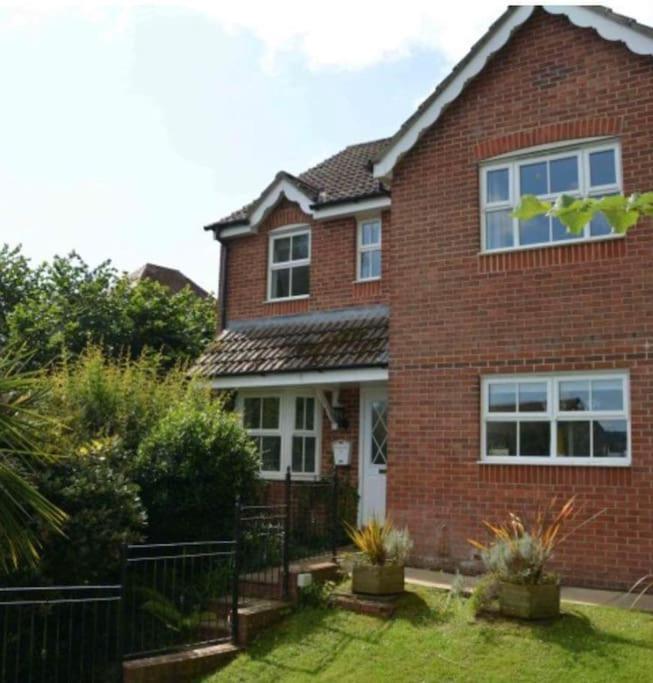 Beautiful Large Property, Sleeps 9 Walking Distance To The Sea , Beaches And Restaurants Fantastic Interior Lyme Regis Luaran gambar
