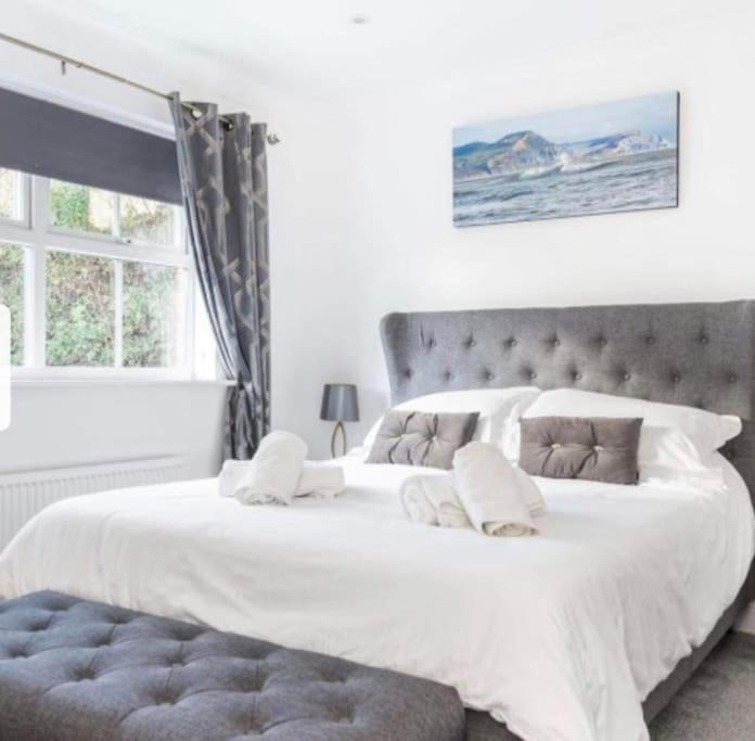 Beautiful Large Property, Sleeps 9 Walking Distance To The Sea , Beaches And Restaurants Fantastic Interior Lyme Regis Luaran gambar