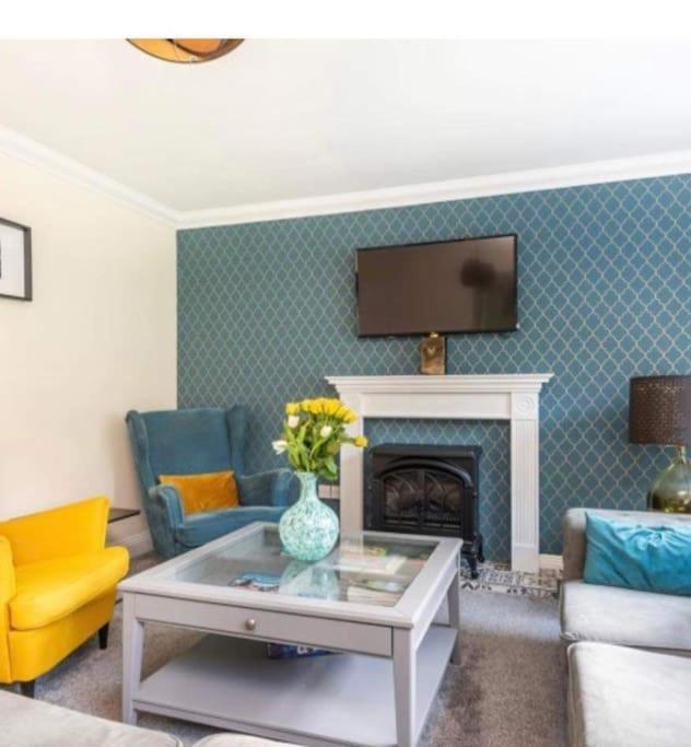 Beautiful Large Property, Sleeps 9 Walking Distance To The Sea , Beaches And Restaurants Fantastic Interior Lyme Regis Luaran gambar