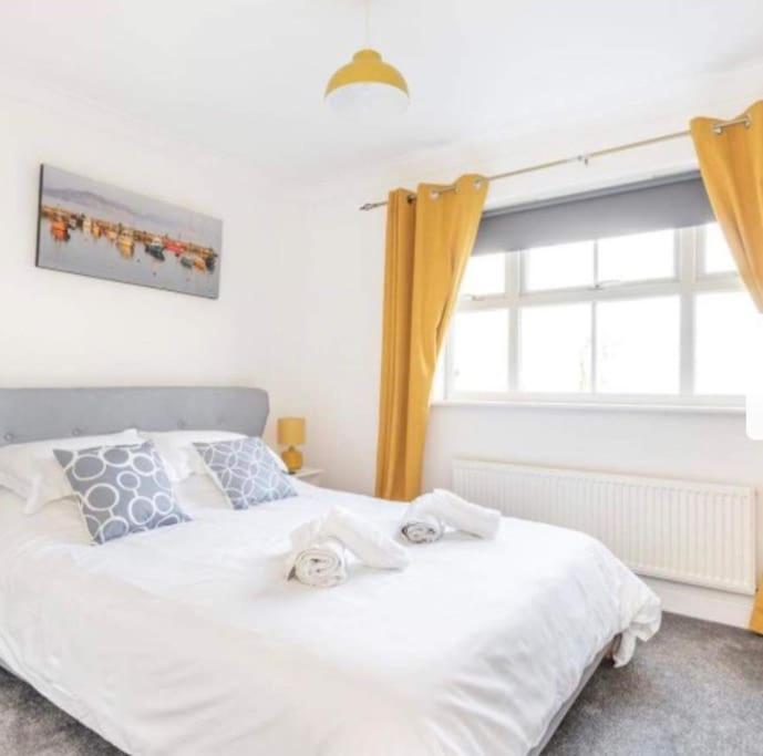 Beautiful Large Property, Sleeps 9 Walking Distance To The Sea , Beaches And Restaurants Fantastic Interior Lyme Regis Luaran gambar